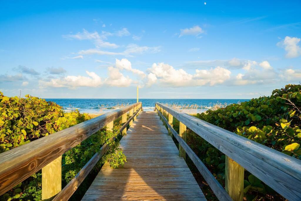 Sparkling 2Bed 1Bath Beach Home - Unit 214 Cocoa Beach Εξωτερικό φωτογραφία