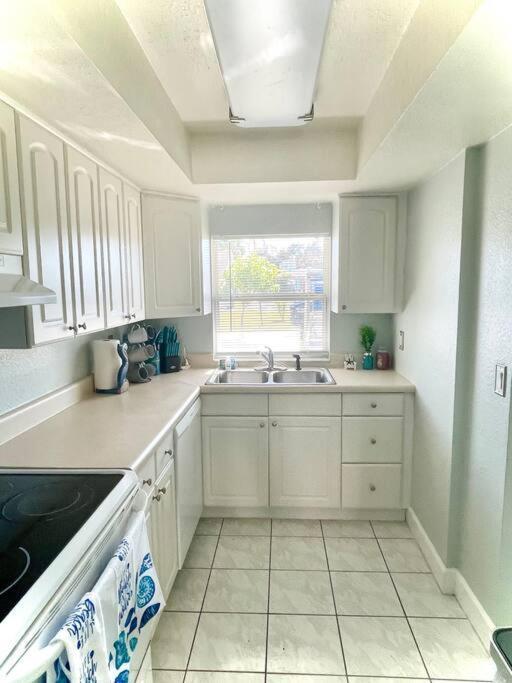 Sparkling 2Bed 1Bath Beach Home - Unit 214 Cocoa Beach Εξωτερικό φωτογραφία