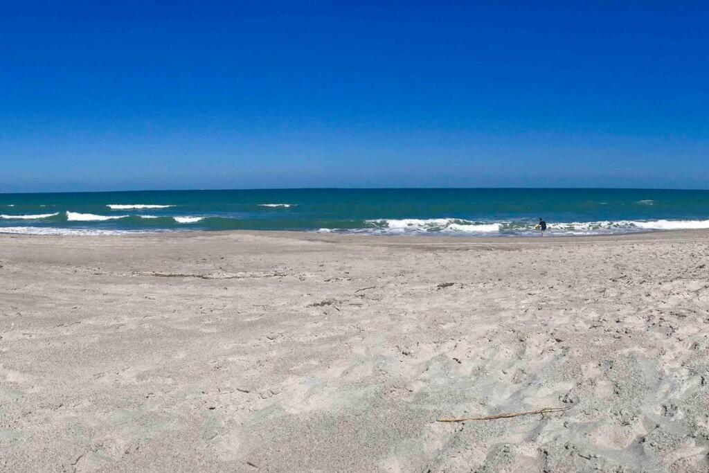 Sparkling 2Bed 1Bath Beach Home - Unit 214 Cocoa Beach Εξωτερικό φωτογραφία